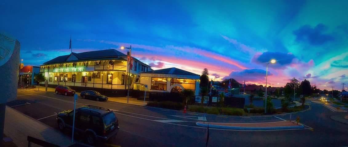 The Kentish Hotel Waiuku Exterior photo